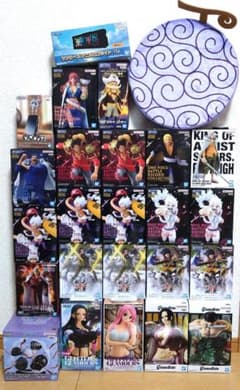 最新ワンピースフィギュア他25個セット