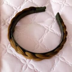 三つ編みカチューシャのサムネイル