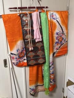 七五三 7歳 女の子 着物フルセット 橘色×花柄 刺繍半襟 長襦袢付き 七五三 7歳 女の子 着物フルセット 橘色×花柄 刺繍半襟 長襦袢付き