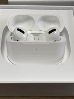 airpods pro 美品です。早い者勝ち‼️のサムネイル