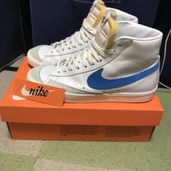 【27cm】NIKE BLAZER MID 77 VNTGのサムネイル