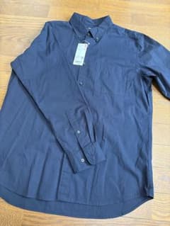 美品UNIQLO ユニクロ　エクストラファインコットンブロードシャツ　ネイビーのサムネイル