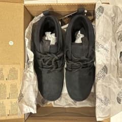 NFW52484 W Nuptse Chukka WP Suede 靴　ブーツのサムネイル