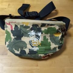 Stüssy カモフラージュ ボディバッグのサムネイル