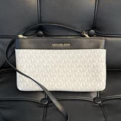 MICHAEL KORS ショルダーバッグ ポーチ ホワイト/ブラックのサムネイル