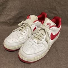 NIKE WMNS AIR FORCE 1 07 SE AA0287-101のサムネイル