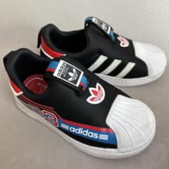 adidas スリッポン ブラック/レッド/ホワイトのサムネイル