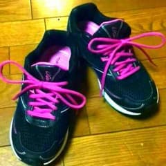 値下げ中！！LA gear ウォークントーンのサムネイル