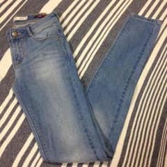 美品！ ZARA スキニー デニム 春夏 オススメです♥︎のサムネイル