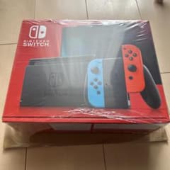 新品　Nintendo Switch 本体 赤/青のサムネイル