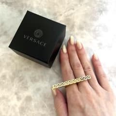 おつこ様ご専用VERSACE ゴールド リング　美品のサムネイル