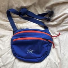 ARC'TERYX ボディバッグ ウエストポーチ ブルーのサムネイル