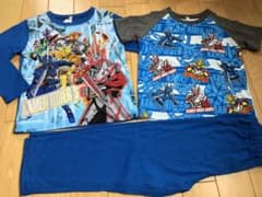 仮面ライダーセイバー☆光る2TOPSパジャマ（100）新品のサムネイル