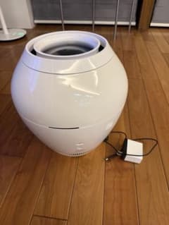 中古品　BALMUDA Rain 加湿器 ホワイト ERN-1000SD-wk BALMUDA Rain ERN-1000SD-WK 気化式加湿器 2015年製 - メルカリ