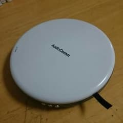 ポータブルCDプレーヤー(説明書付き)のサムネイル