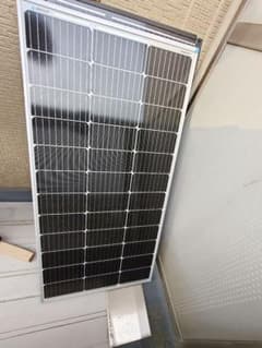 静岡手渡 RENOGYソーラー2枚LVYUANソーラー4枚セット計6枚 600W - メルカリ