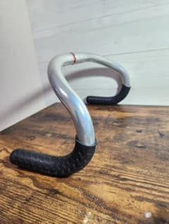 【極美品】日東 NITTO ハンドル360mm 浅曲がり 軽合 NJS ニギリ付 極美品】日東 NITTO ハンドル360mm 浅曲がり 軽合 NJS ニギリ付 - メルカリ