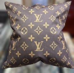 ルイヴィトンモノグラムクッションカバー✨ノベルティ ルイ・ヴィトン モノグラムパターン クッションカバー キャンバス風