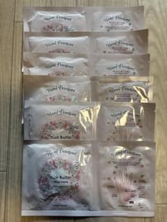 Hand Bouquet Rich Butter Hand Mask 6パックのサムネイル
