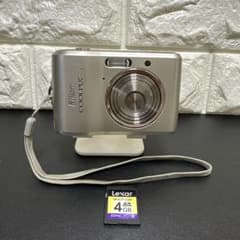 ニコン Nikon COOLPIX L16 シルバー 動作確認済 単三電池式 - メルカリ