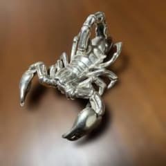 サソリモチーフ ペンダントトップ シルバーのサムネイル