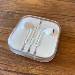 iPhone純正イヤホン iPhoneイヤホンのサムネイル