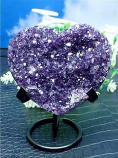 AAA級家庭円満◆天然ハート型アメジスト原石YT2G3/284G34C AAA級家庭円満◇天然アメジスト原石B89G3/155G09A - メルカリ