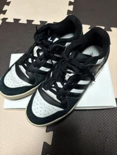 adidas フォーラムロー　クラシック　ブラック ホワイト 27cm