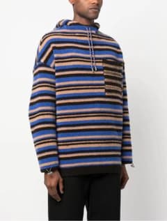 最終値下げ⭐️Jacquemus パーカー セーター ジャックムス - メルカリ