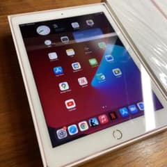 iPad Pro 9.7 inch 128GB ローズゴールドのサムネイル