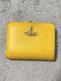 Vivienne Westwood 二つ折り財布 - メルカリ