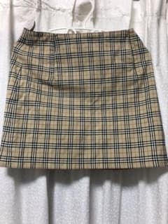 バーバーリー　チェックスカートのサムネイル