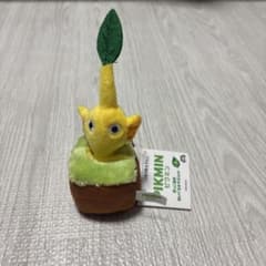 ＰＩＫＭＩＮ　ピクミン （黄ピクミン） 引っこ抜きぬいぐるみマスコットのサムネイル
