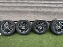 ブリジストン BLIZZAKスタッドレスタイヤ ホイール付 215/55R17のサムネイル