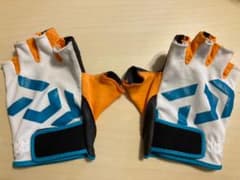 DAIWA ダイワ　フィッシング グローブ　Sサイズのサムネイル