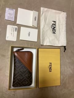フェンディ財布のサムネイル