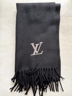 Louis Vuitton ブラック カシミヤ マフラー美品 - メルカリ