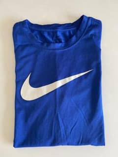 キッズNIKETシャツ150～160のサムネイル