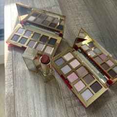 Estée Lauder Nudes アイシャドウパレット セットのサムネイル