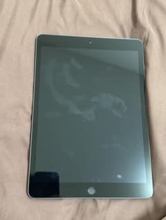 iPad (8th generation) Wi-Fiのサムネイル
