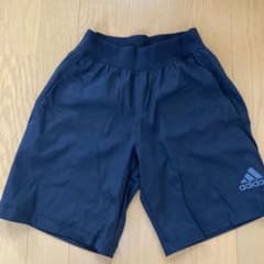 adidas ショートパンツ　150センチのサムネイル