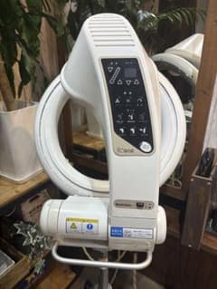 定価35万円】タカラベルモント、ローラーボール 白 修理必要(目安5〜6