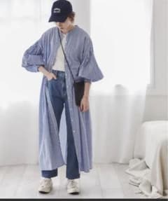 ブルーストライプロングシャツのサムネイル