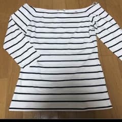 専用！断捨離 プロフィール必読様 H&M オフショルダー トップスのサムネイル