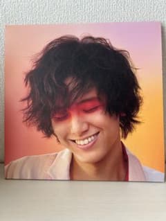 藤井 風の2ndアルバム『LOVE ALL SERVE ALL』のアナログ盤のサムネイル