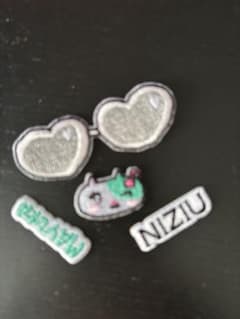 NiziU POPUP THE CINEMA MAYUKA ワッペン 3点セット - メルカリ