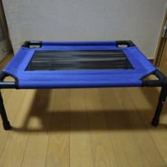 メッシュ 脚つきコット型 猫 犬ベッドのサムネイル