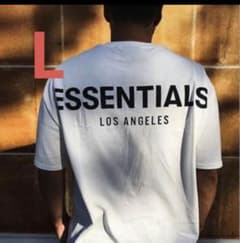 ESSENTIALS ホワイト Tシャツ Lサイズのサムネイル