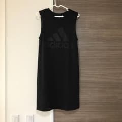 adidasのスリーブ　ワンピースのサムネイル