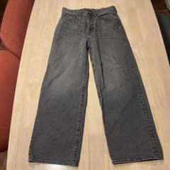 GU デニムパンツ グレー ワイドフィットのサムネイル